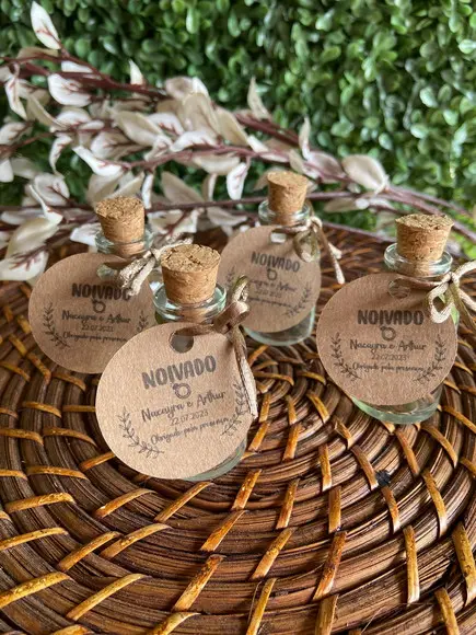 30 Garrafinhas de Vidro 20 ml - Lembrancinha Noivado