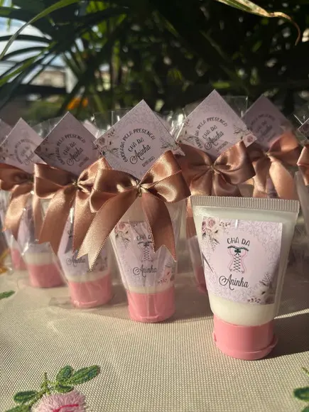 Bisnaga com Creme Hidratante