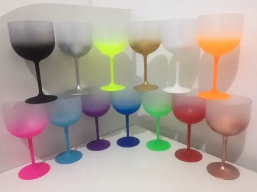 Kit 20 Taças Gin Degrade + 20 Copos Twister para Formatura