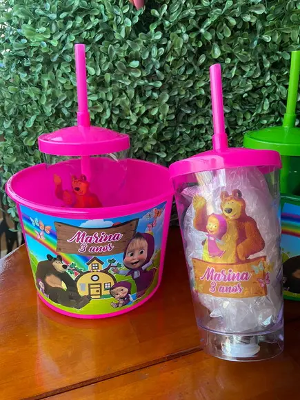 Kit Cineminha Marsha e o Urso