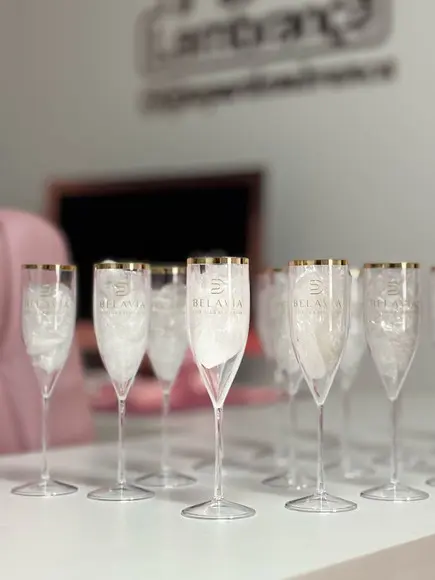 Taça Espumante com Borda Metalizada- Mimo para Clientes