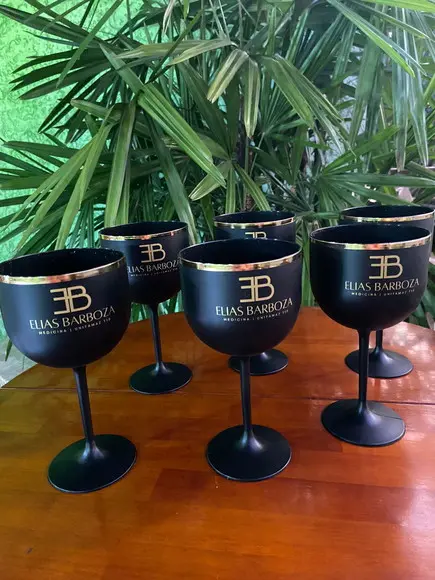 Taça Gin Preto Fosca com Borda Metalizada