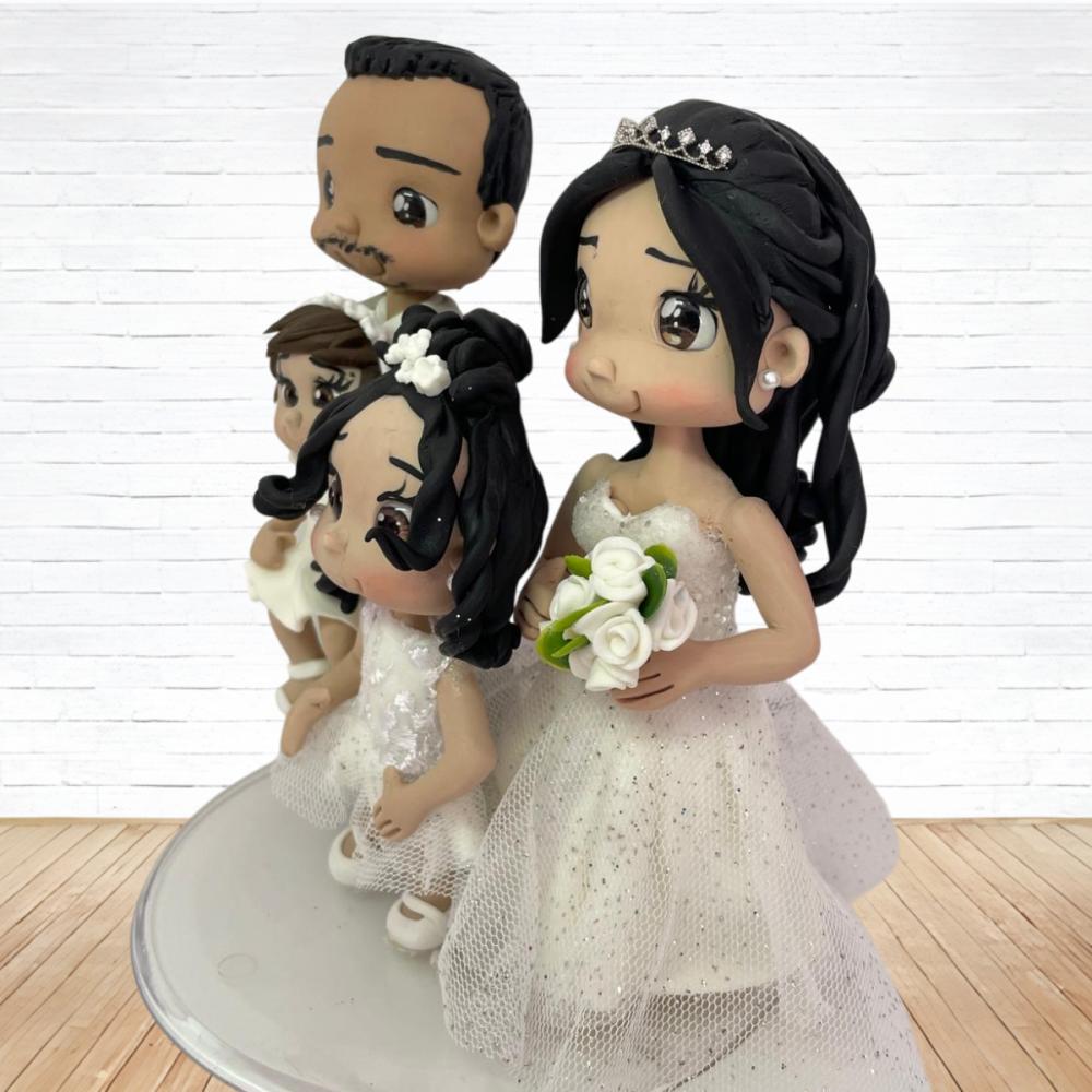 Topo de Bolo Casamento Personalizado em Biscuit Familia, Estilo F