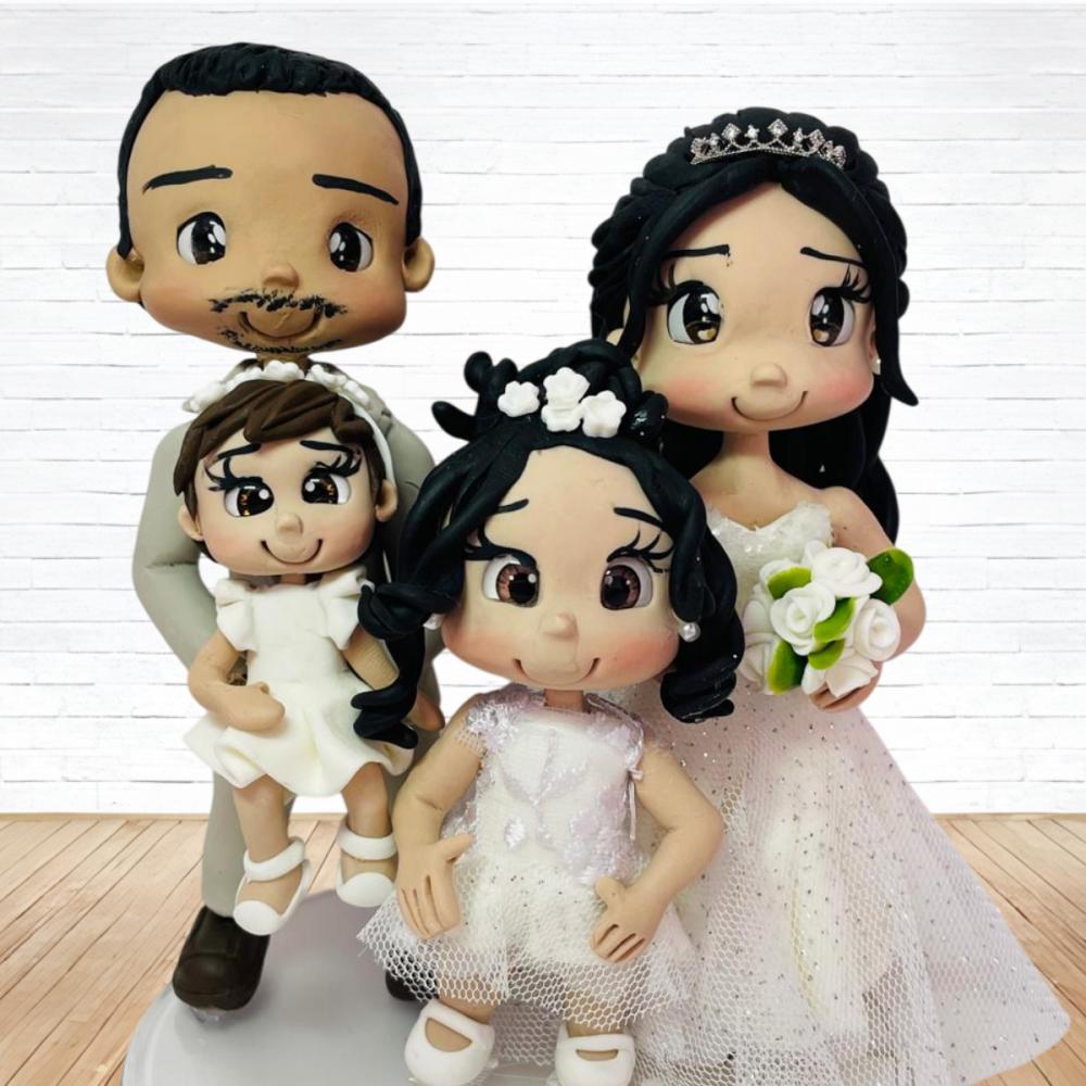 Topo de Bolo Casamento Personalizado em Biscuit Familia, Estilo F