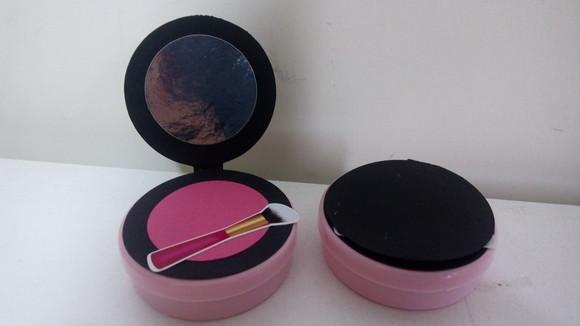 Blush Maquiagem - Latinha