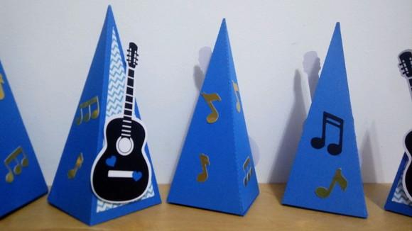 Caixa Cone Música