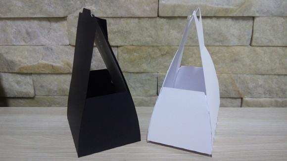 Caixa Noivinhos em Scrap