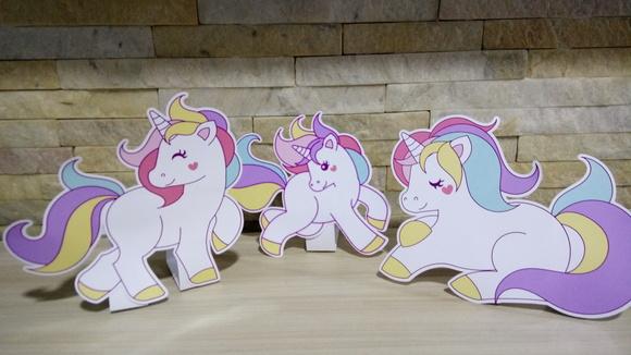 Display de Mesa Unicórnio