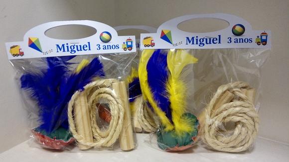Kit Diversão - Peteca/pula Corda