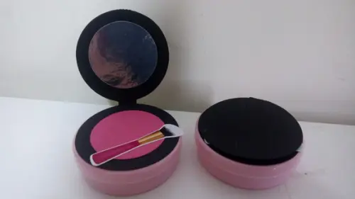 Blush Maquiagem - Latinha