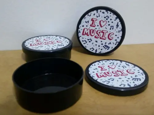 Latinha Música