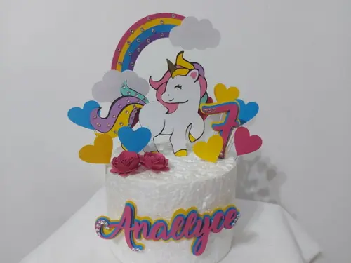 Topo de Bolo Unicórnio em Scrap