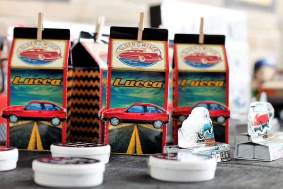 Caixinha Milk Carros Antigos Vintage Retrô