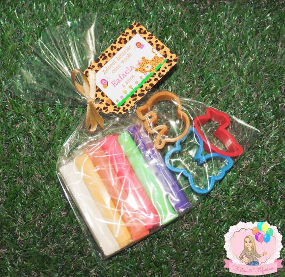 Lembrancinha Kit Massinha Oncinha
