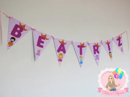 Bandeirola Personalizada Princesas