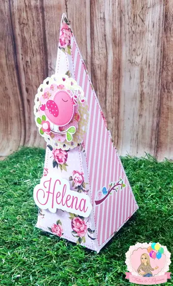 Caixa Cone Pirâmide Jardim Floral Passarinhos