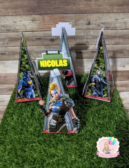 Caixa Pirâmide Fortnite