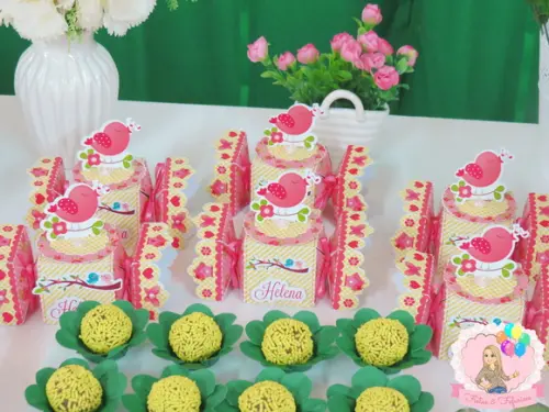 Caixinha Bala Jardim Floral Passarinhos