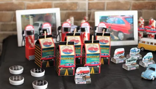 Caixinha Milk Carros Antigos Vintage Retrô