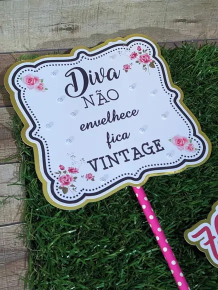 Topo de Bolo Diva