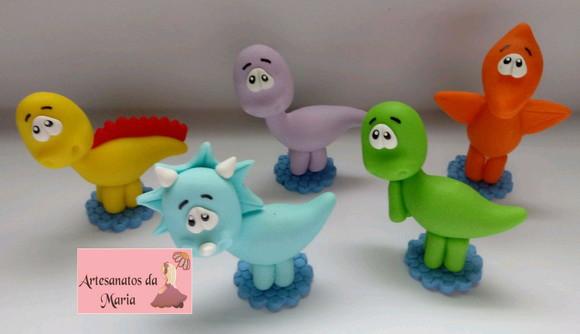 Aplique Dinossauro em biscuit