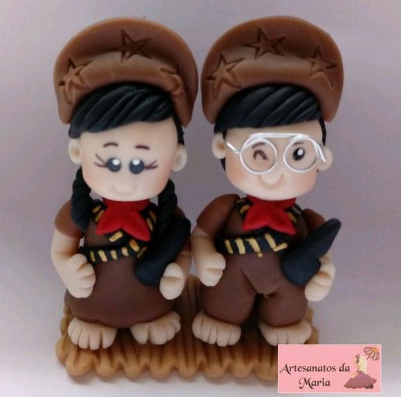 Casal de Lampião e Maria Bonita em Biscuit