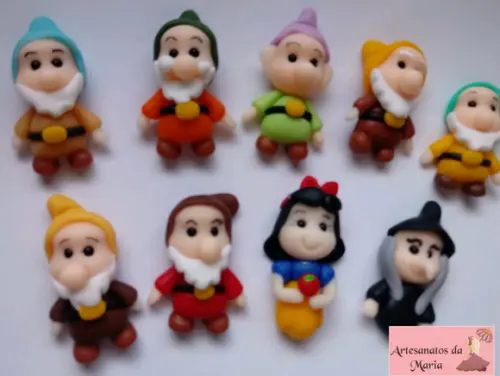 Aplique Branca de Neve e os sete anões