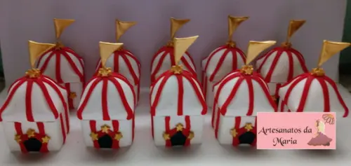 Casal de Noivos de Biscuit