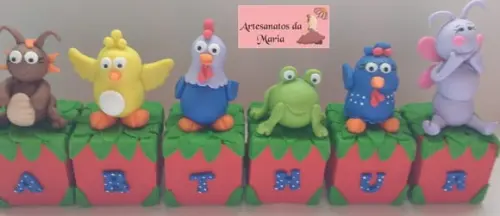Topo de Bolo Cubos Turma da Galinha Pintadinha