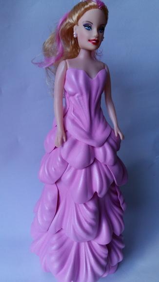 Boneca com vestido em EVA