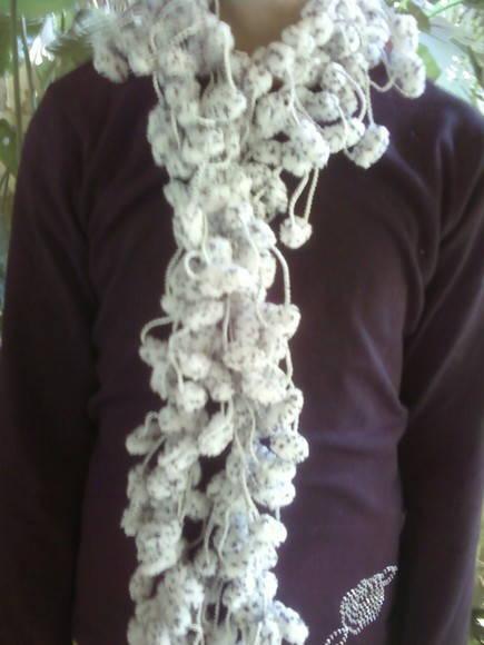 Cachecol de Pom Pom