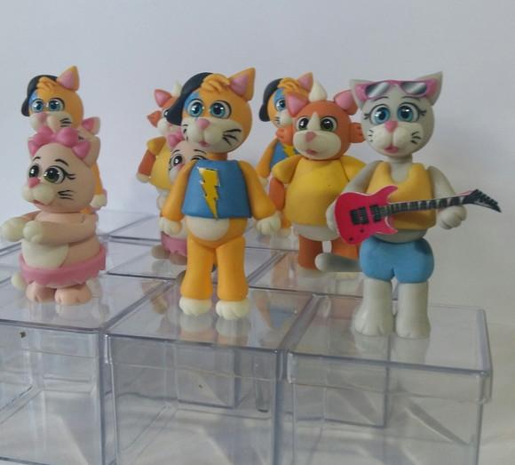 Caixa Acrílico com Personagem 44 Gatos em Biscuit