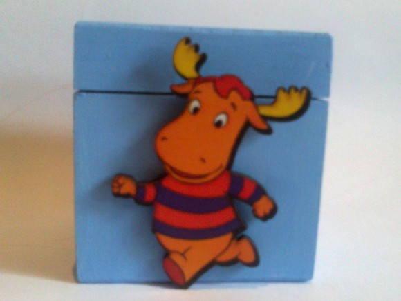 Caixa Backyardigans