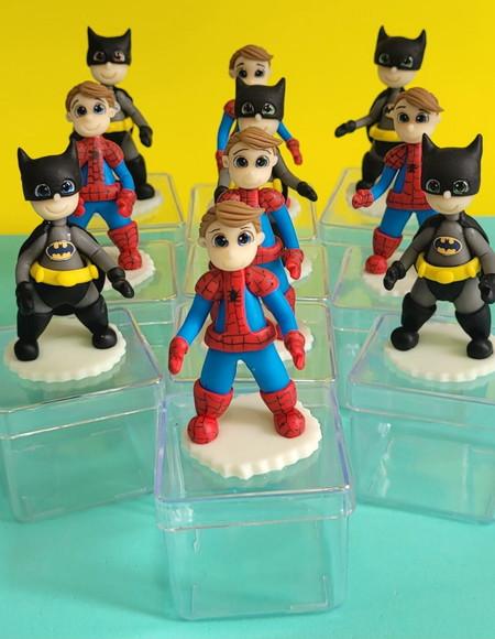 Caixinha Homem Aranha e Batman