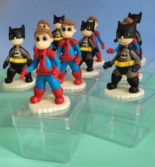 Caixinha Homem Aranha e Batman
