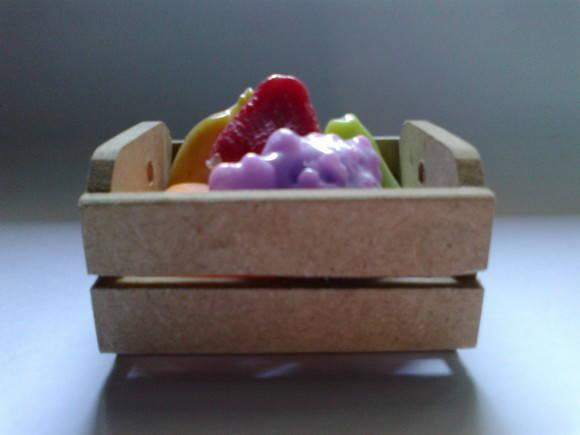 Caixote com Frutas de Sabonete