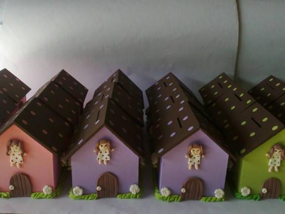Casa Cofre - Tema Boneca de Pano