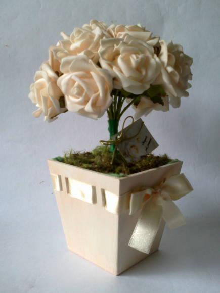Centro de Mesa com Rosas P