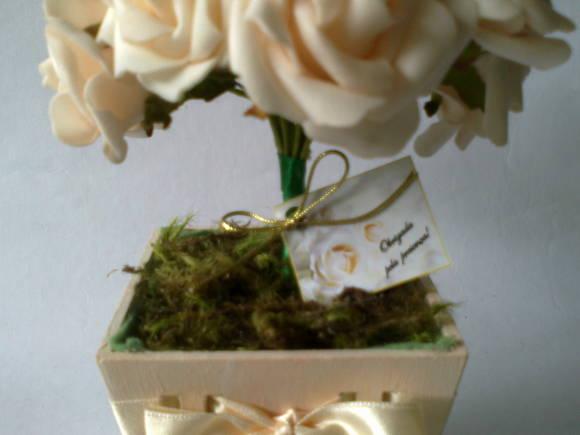 Centro de Mesa com Rosas P
