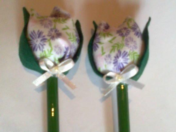 Lápis com Tulipa