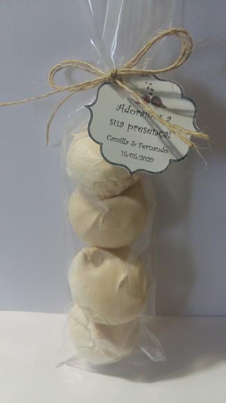 Lembrancinha Suspiros (casamento/noivado)