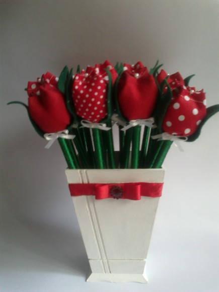 Lembrancinha Tulipas no Lápis