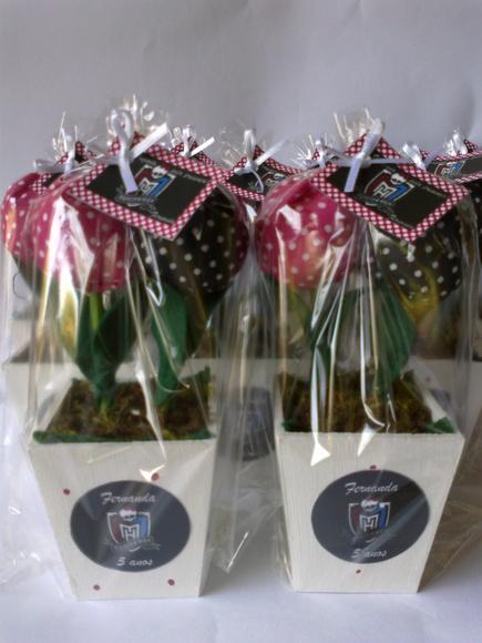 Lembrancinha Vasinho Monster High
