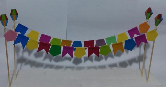 Mini Bandeirolas Festa Junina