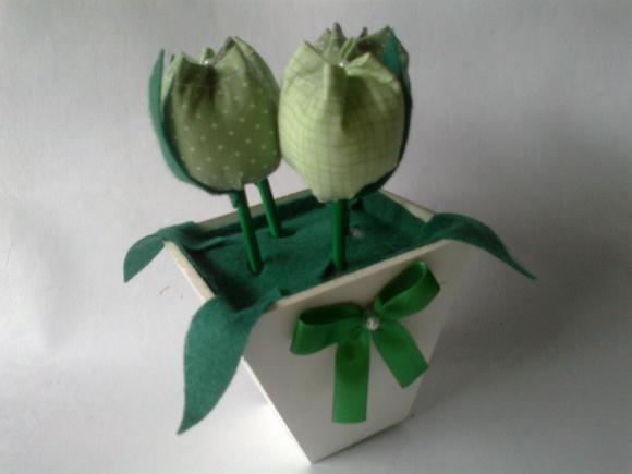 Vaso Branco e Verde - PRODUTO ESGOTADO