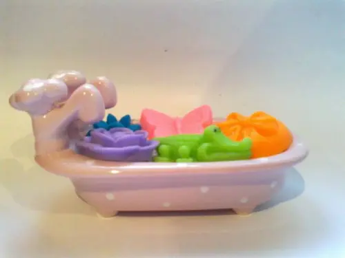 Banheira de Porcelana com Sabonetes