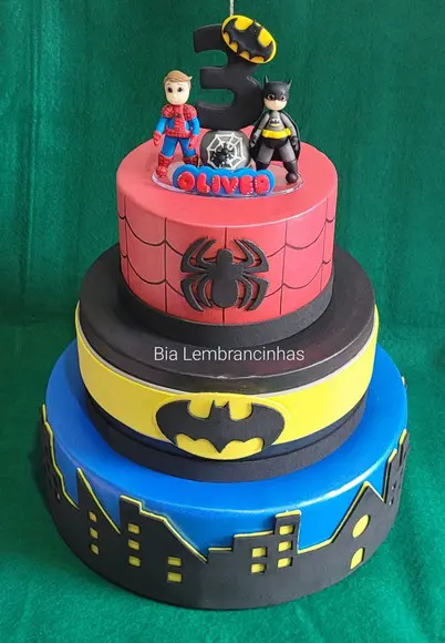 Bolo Homem Aranha e Batman