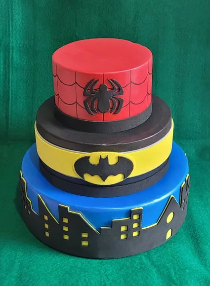 Bolo Homem Aranha e Batman