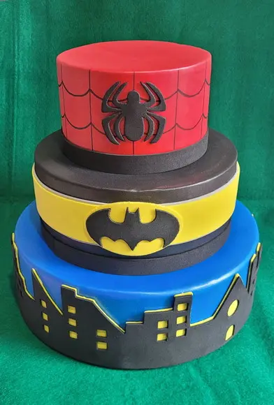Bolo Homem Aranha e Batman