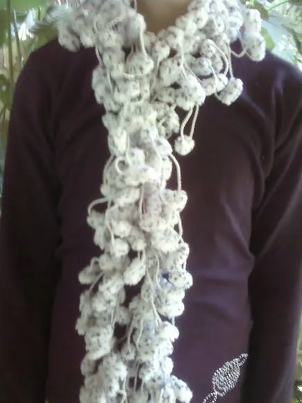 Cachecol de Pom Pom